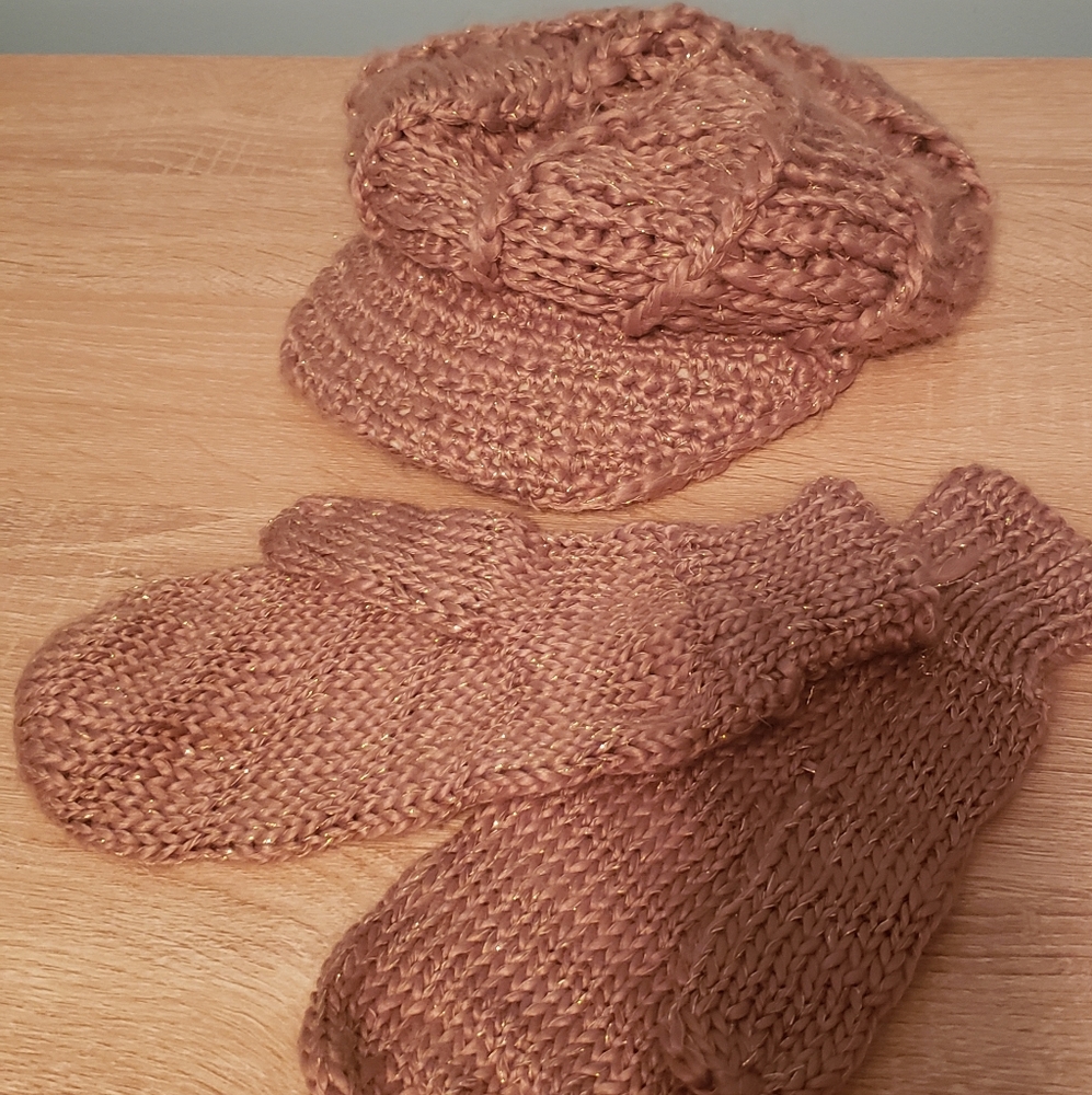 Lovely Golden Hat and Mittens Set